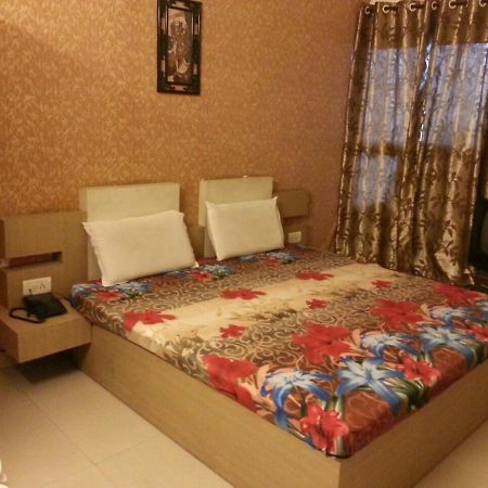 Hotel Shiva Sehore Bagian luar foto